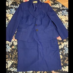 Women’s Skirt Business Suit